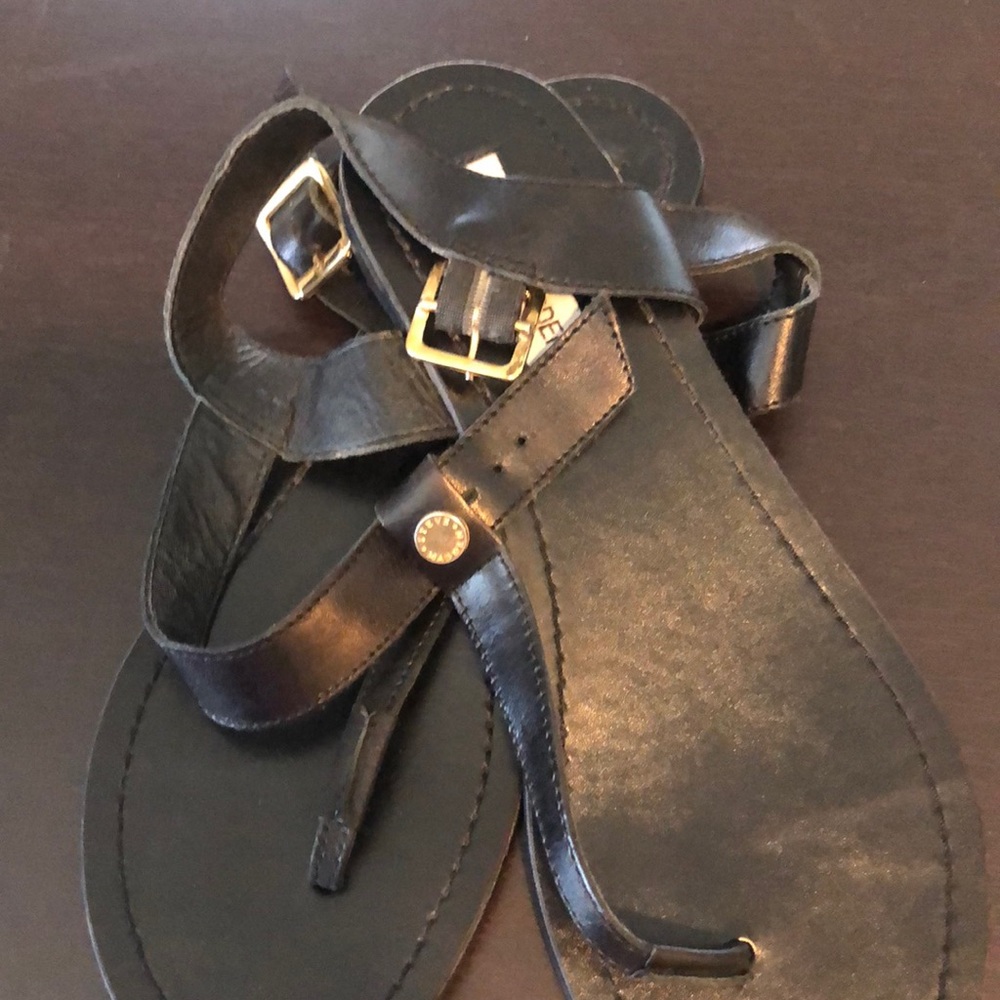 Sandle